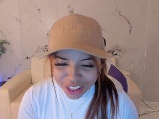 Lucy_Strong