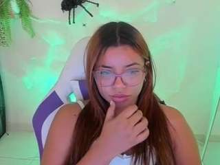 Lucy_Strong
