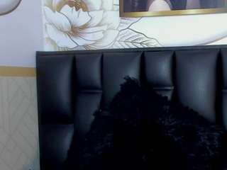 zoe-winter's CamSoda show and profile