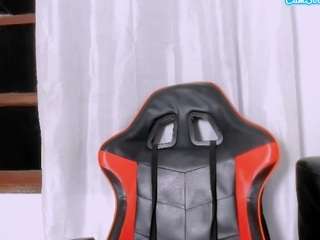 amber-love04's CamSoda show and profile