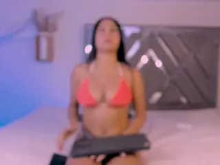 amber-love04's Live Sex Cam Show