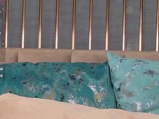 anneley's CamSoda show and profile