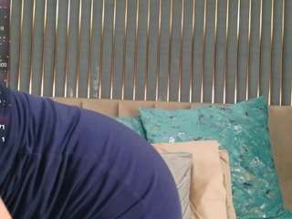 anneley's CamSoda show and profile