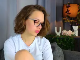 FloraCrammer's Live Sex Cam Show