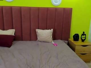 katcatt's CamSoda show and profile