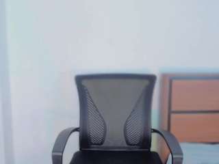 niicol-jenner Live Webcam on CamSoda