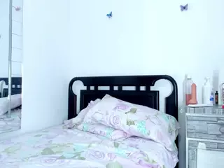 princess-michel18's Live Sex Cam Show