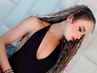 shaantalmiillan Live Webcam on CamSoda