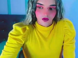 shaantalmiillan's CamSoda show and profile