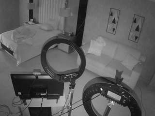 voyeurcam-casa-salsa-bedroom-14