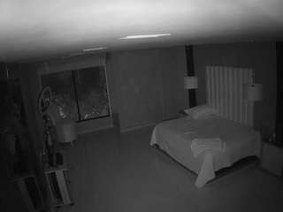 voyeurcam-casa-salsa-bedroom-14