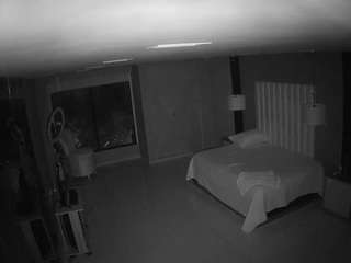 voyeurcam-casa-salsa-bedroom-14