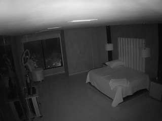 voyeurcam-casa-salsa-bedroom-14