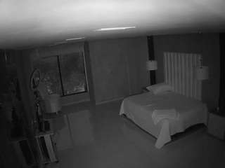 voyeurcam-casa-salsa-bedroom-14