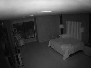 voyeurcam-casa-salsa-bedroom-14 Webcam Model Profile