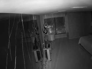 voyeurcam-casa-salsa-bedroom-14 camsoda