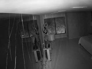 voyeurcam-casa-salsa-bedroom-14 camsoda