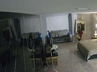 voyeurcam-casa-salsa-bedroom-14