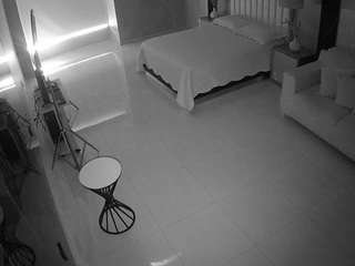 voyeurcam-casa-salsa-bedroom-14's CamSoda show and profile