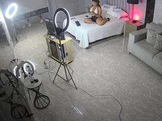 voyeurcam-casa-salsa-bedroom-14