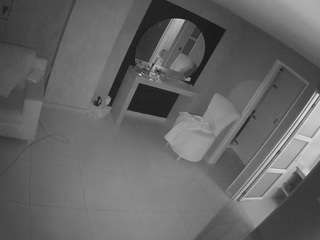 voyeurcam-casa-salsa-bedroom-14