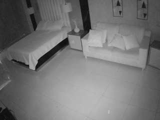 voyeurcam-casa-salsa-bedroom-14