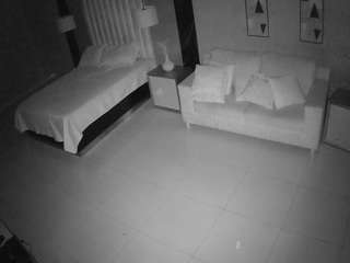 voyeurcam-casa-salsa-bedroom-14