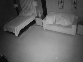 voyeurcam-casa-salsa-bedroom-14's CamSoda show and profile