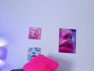 dulcee11 live webcam show