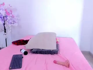 dulcee11's Live Sex Cam Show