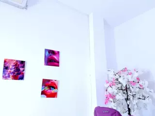 dulcee11's Live Sex Cam Show