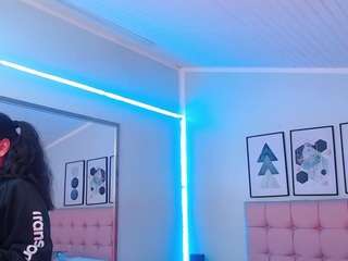 saraxcampur Live Webcam on CamSoda
