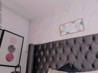 saraxcampur Live Webcam on CamSoda