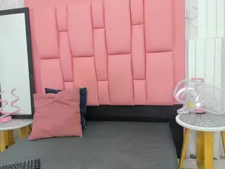 taylorevansss's Live Sex Cam Show