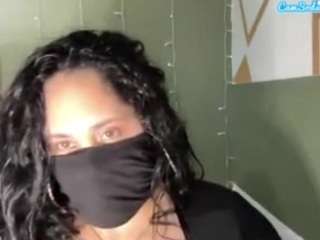 thickfreakylatina webcam