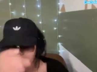 thickfreakylatina webcam