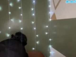 thickfreakylatina webcam