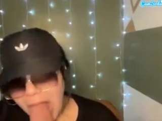 thickfreakylatin... Live Webcam on CamSoda