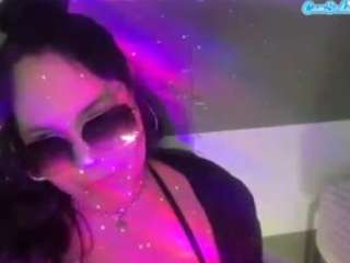 thickfreakylatina webcam