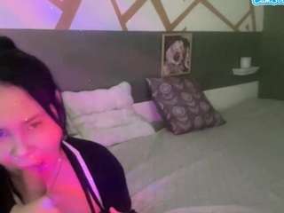 Live webcam model thickfreakylatina on Soda Cams