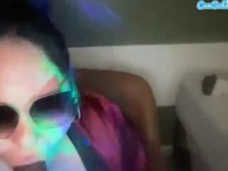 thickfreakylatina webcam