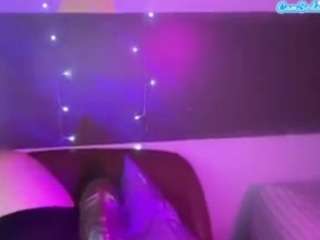 thickfreakylatina webcam