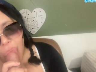 thickfreakylatina
