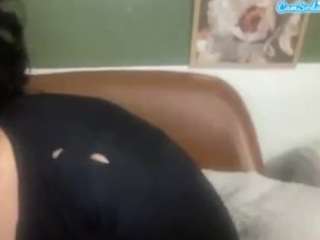 thickfreakylatina live cam preview