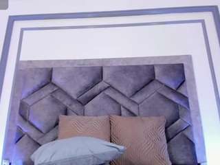 This model is live right now. cocodamoree