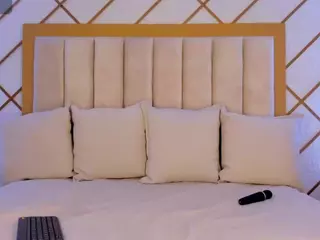 cocodamoree's Live Sex Cam Show