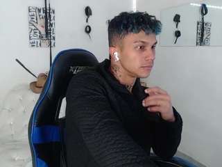  leonardprice1 chat room