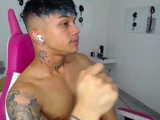 leonardprice1 Live Webcam on CamSoda