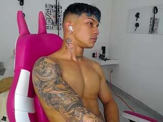 leonardprice1 Live Webcam on CamSoda