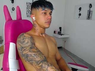leonardprice1 Live Webcam on CamSoda